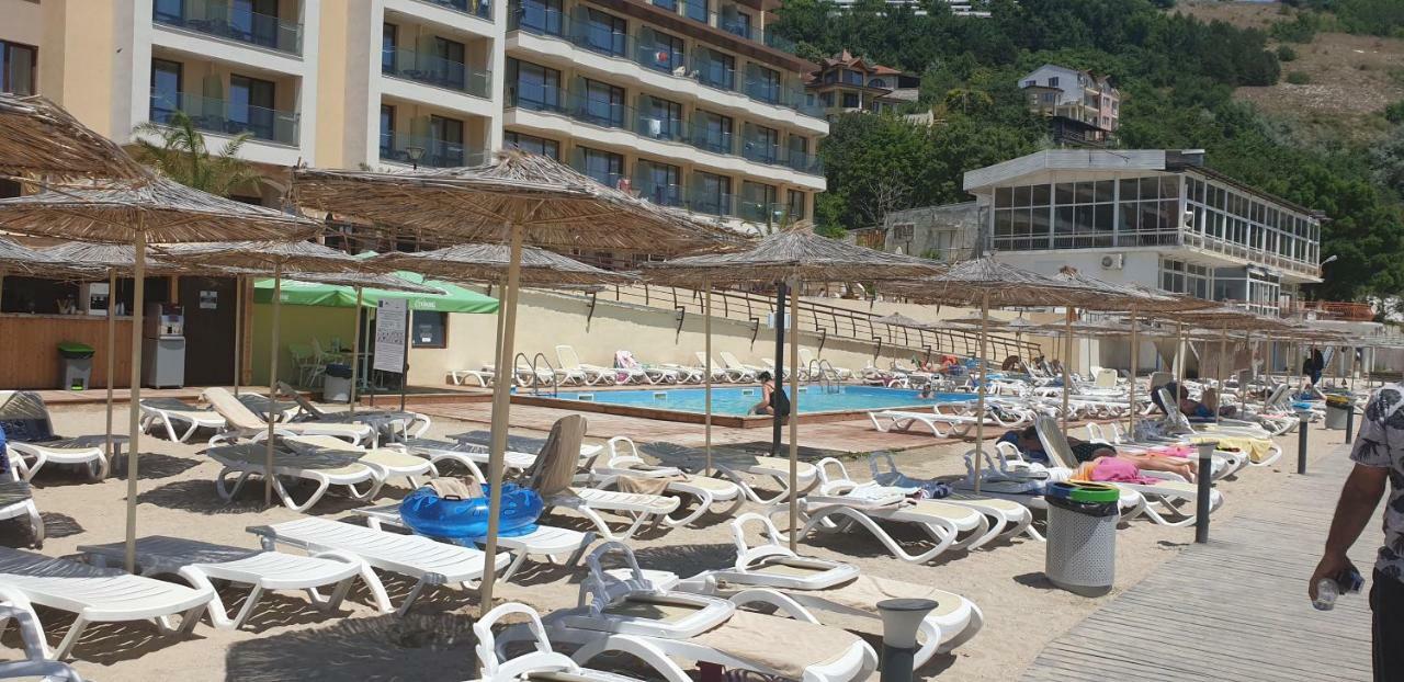 Marina Residence Complex Cavarna Exterior foto